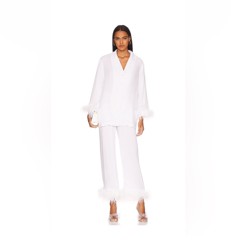 Sleeper Pajama Set with Double Feathers in White